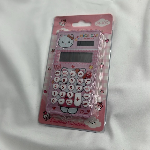 Sanrio Hello Kitty & Friends 8-Digit Maze Ball Calculator - Picture 5 of 11